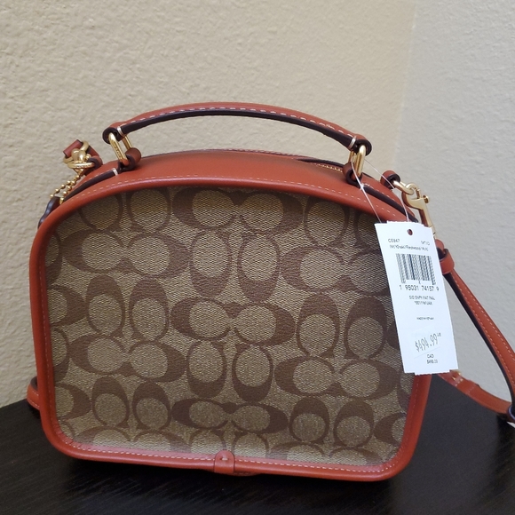 Coach  X Peanuts Lunch Pail In Signature Canvas With Snoopy And Patches - Picture 10 of 15